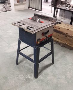 10'' table saw - Blade guard and Riving knife removed