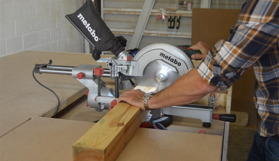 Best Value Miter Saw For Diy 1 Year User Review Metabo Kgs 254